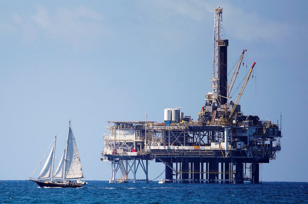 offshore oil platform california. photo REUTERS/Lucy Nicholson