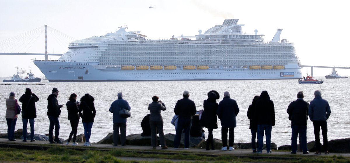 world's largest cruise ship Symphony of the Seas