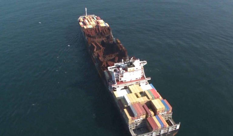 Containship Disaster Photos: The Worst Containership Disasters in Recent History