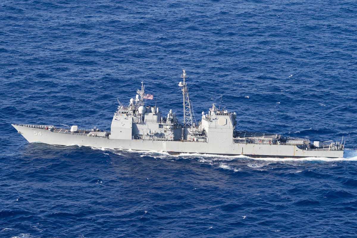 UNITED STATE Warships Sail Near South China Sea Islands Claimed by China