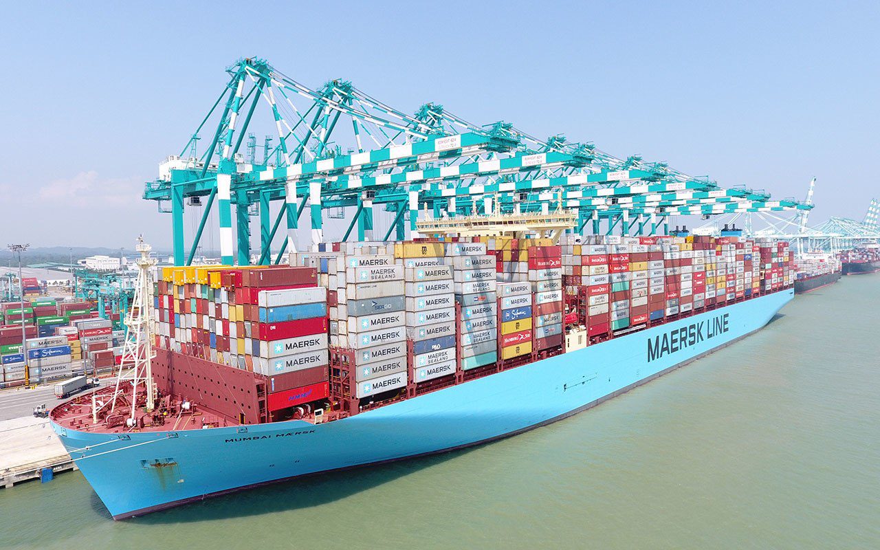 Mumbai Maersk Containership