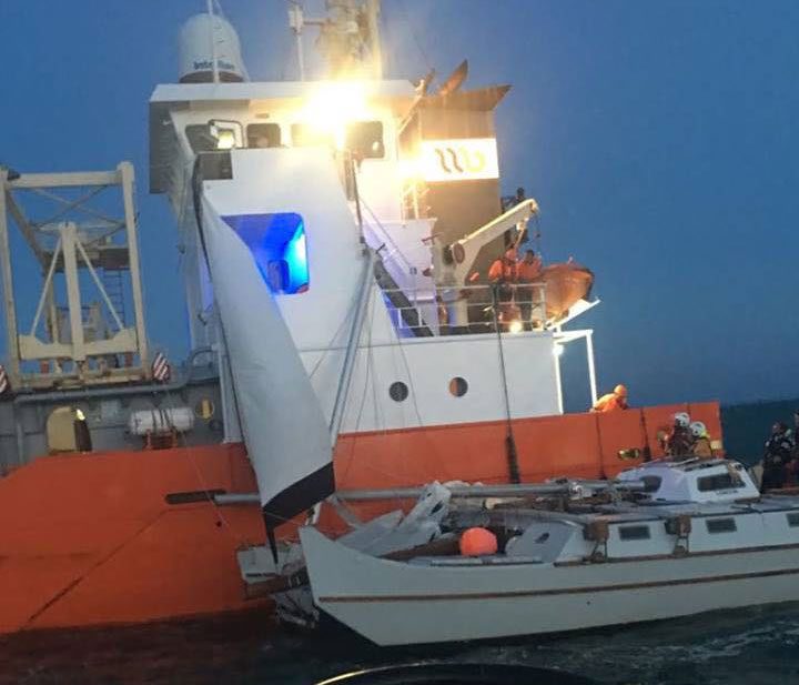 Two Rescued After Yacht Collides with Cargo Ship in English Channel