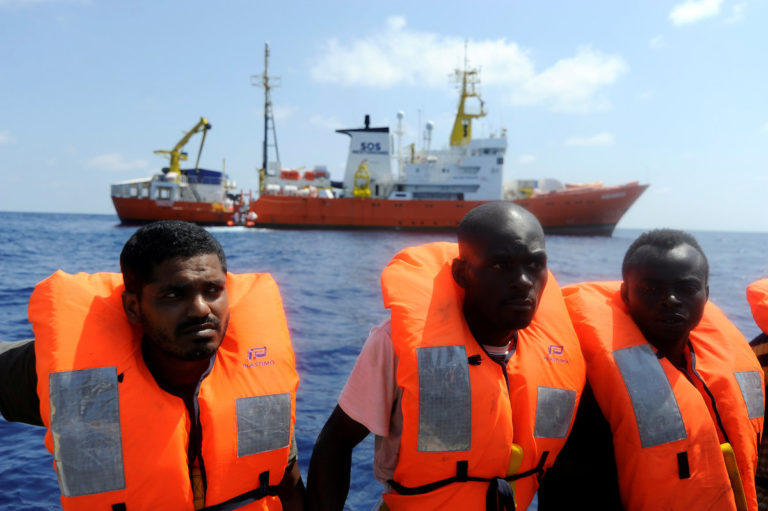 Panama Revokes Registration of Last Migrant Rescue Ship in Central ...