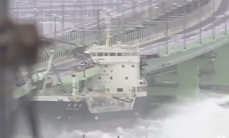 WATCH: Tanker Smashes Bridge as Typhoon Jebi Slams Japan