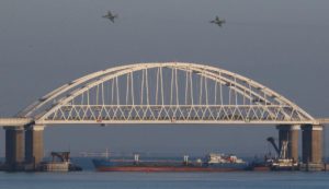 russia blocks sea of Azov
