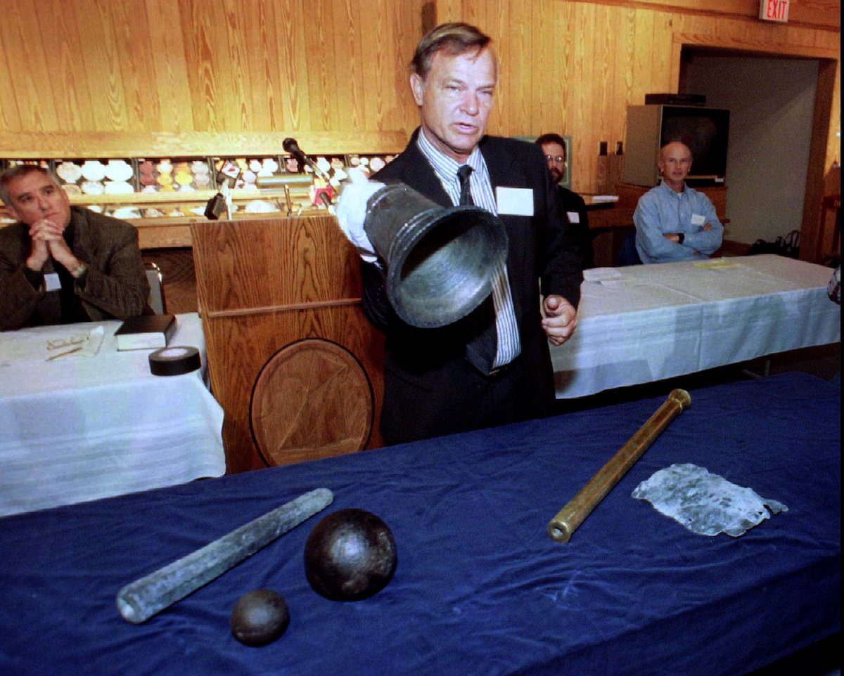 FILE PHOTO: MARITIME REASEARCH REPRESENTATIVE DISPLAYS RECOVERED BELL