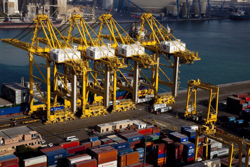Drewry Sees DP World’s Traffic Jarred by Politics, Rival Port