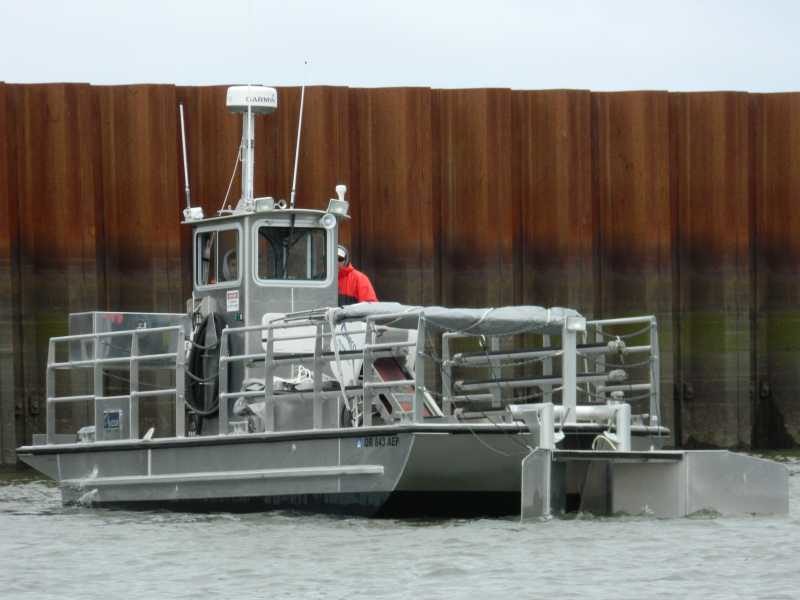 MSRC skimming vessel