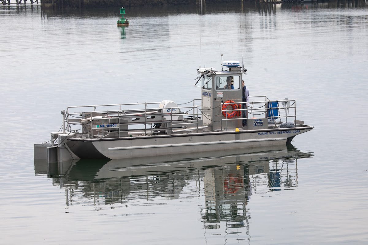 sea machines autonomous skimmer vessel