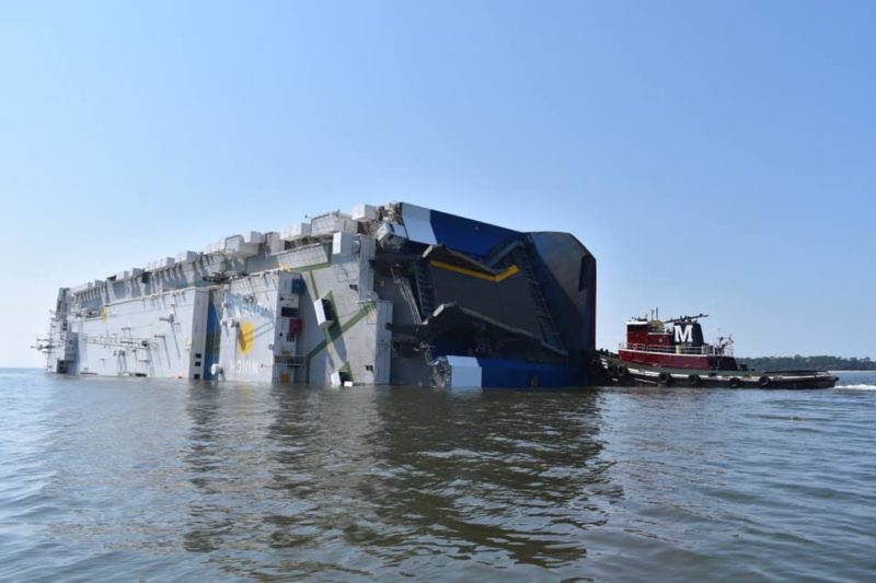 golden ray capsizing
