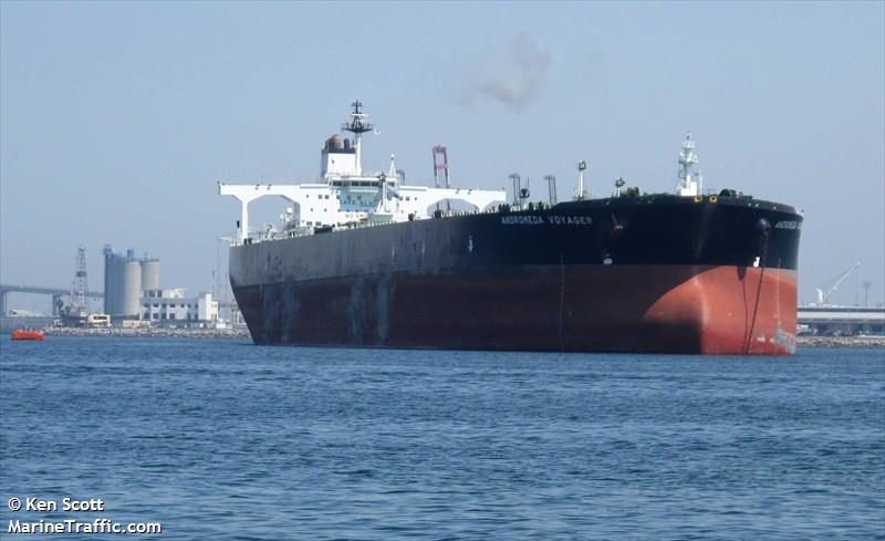 Maran Andromeda supertanker