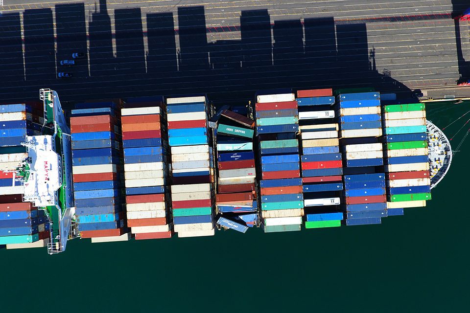 cma cgm g washington collapsed containers