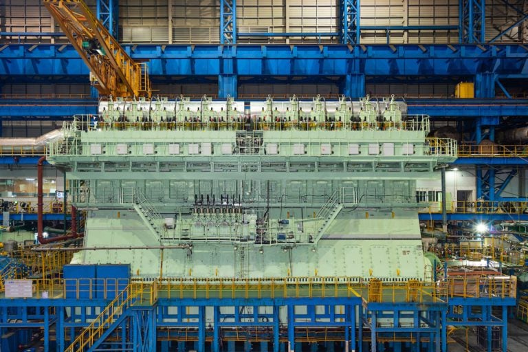 World's Biggest LNG Engine Approved for CMA CGM Megaships
