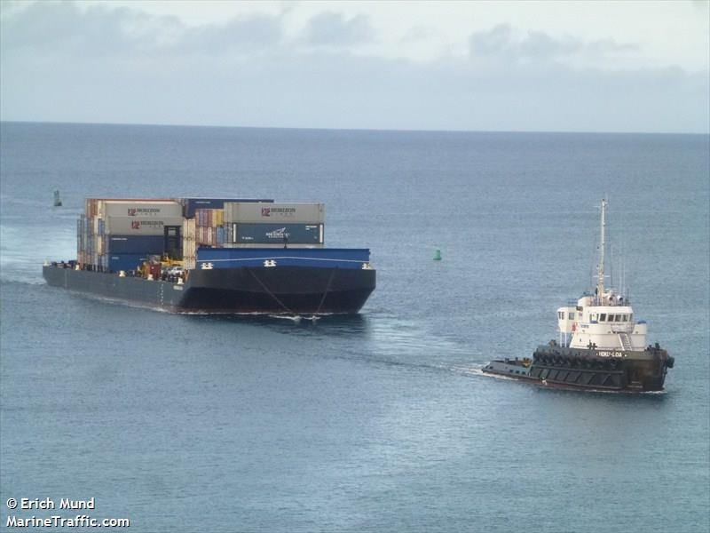 Hawaiian Barge Loses More Than 20 Containers Overboard Off Hilo