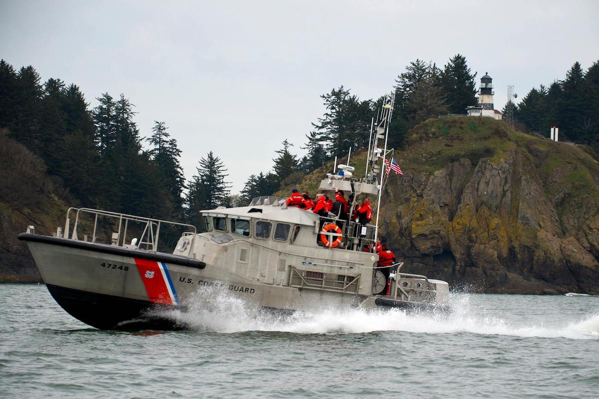 Coast Guard Rescues Fisherman as Vessel Sinks Near Columbia River Entrance