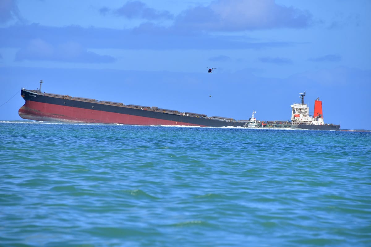 Mauritians Told to Prepare for ‘Worst Case’ Oil Spill