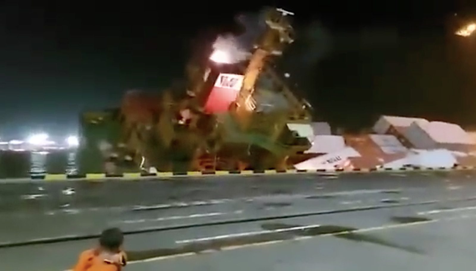 VIDEO: Containership Capsizes Dockside in Indonesia