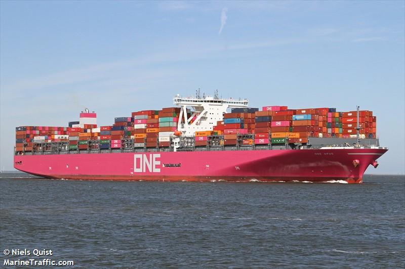 ONE Apus Update: Ship Returning to Japan After Losing Record Number of Containers