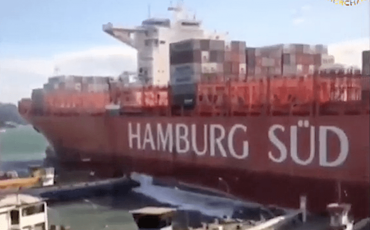 Watch: Hamburg Süd Ship Takes Out Passenger Loading Dock in Santos, Brazil
