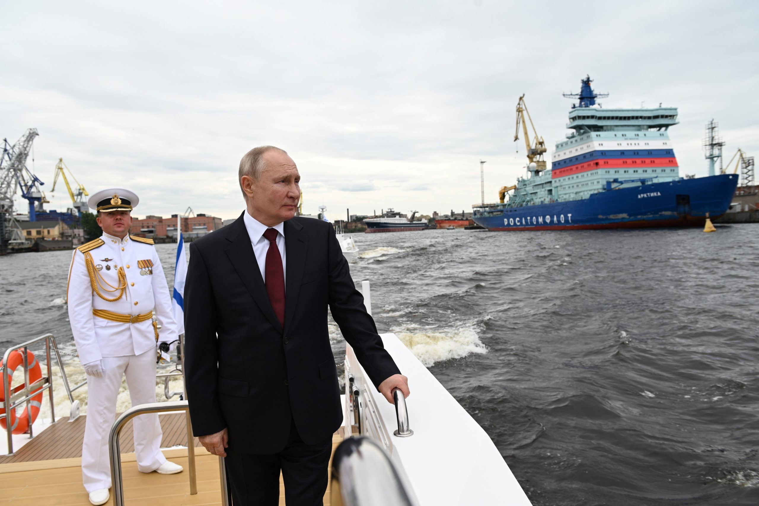 Russia Shows Renewed Interest in LNG-Powered Icebreakers