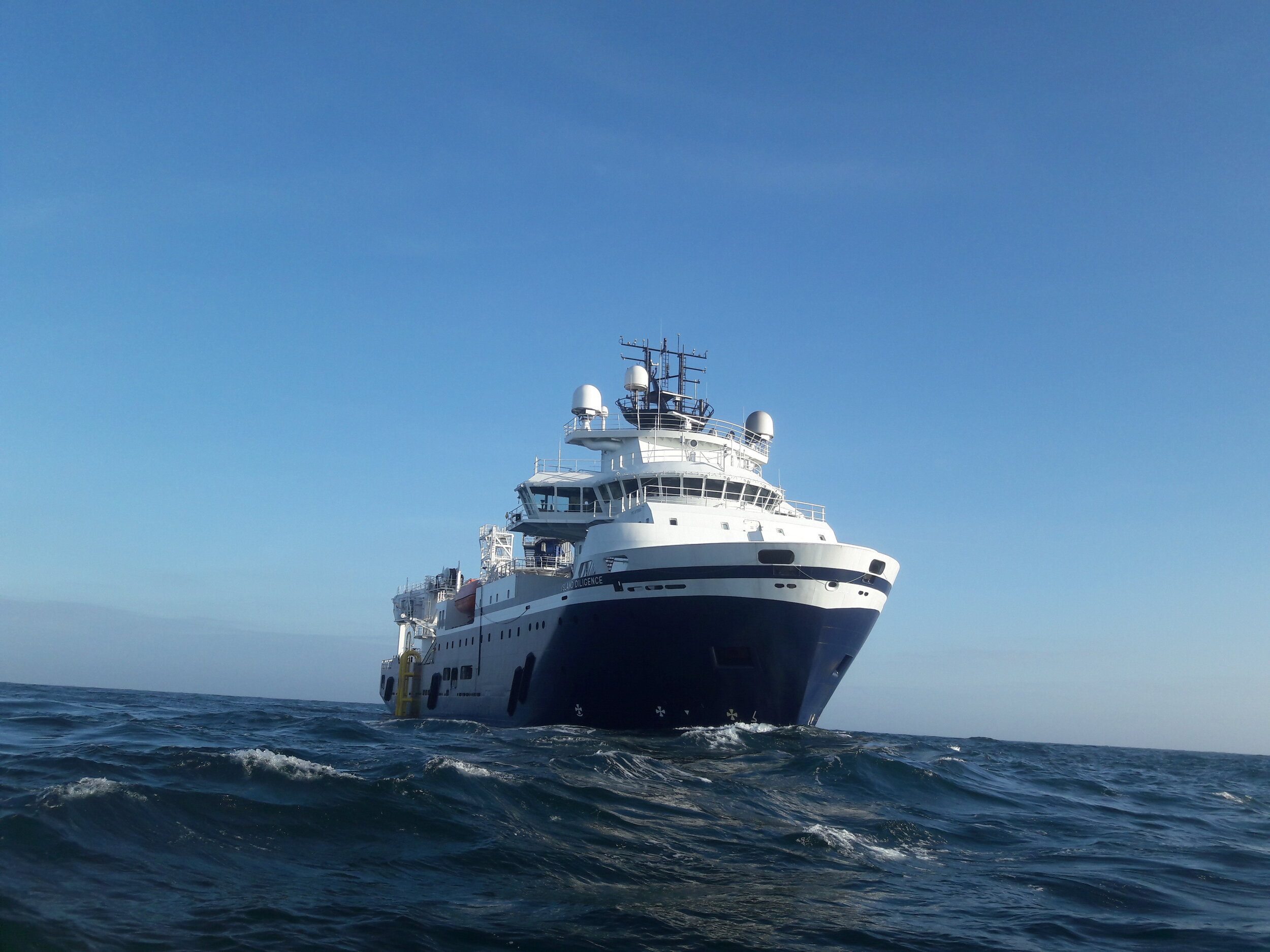 Island Offshore Walk-to-Work Vessel Wins Floating Wind Work in Norway