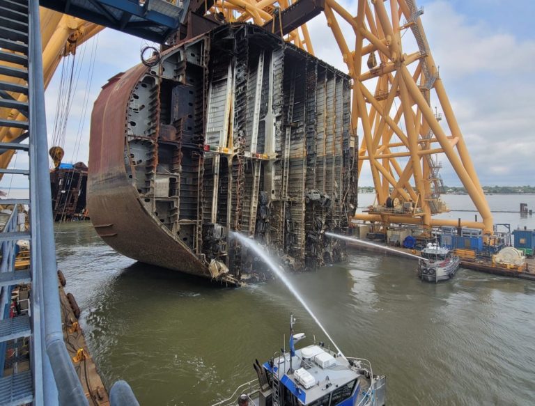 Golden Ray's Final Section Removed, Completing Historic Wreck Removal ...