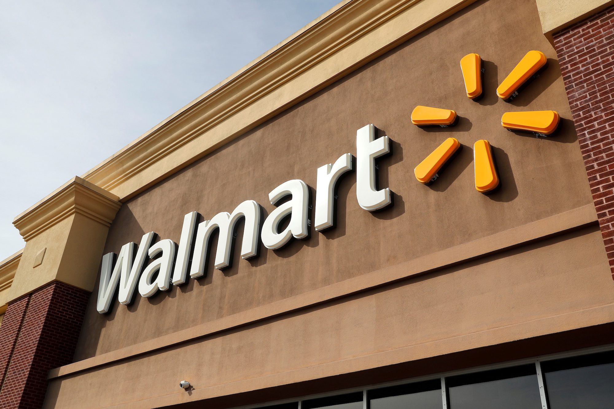 Walmart Dips Into Vessel Charter Market to Ease Supply Chain Difficulties