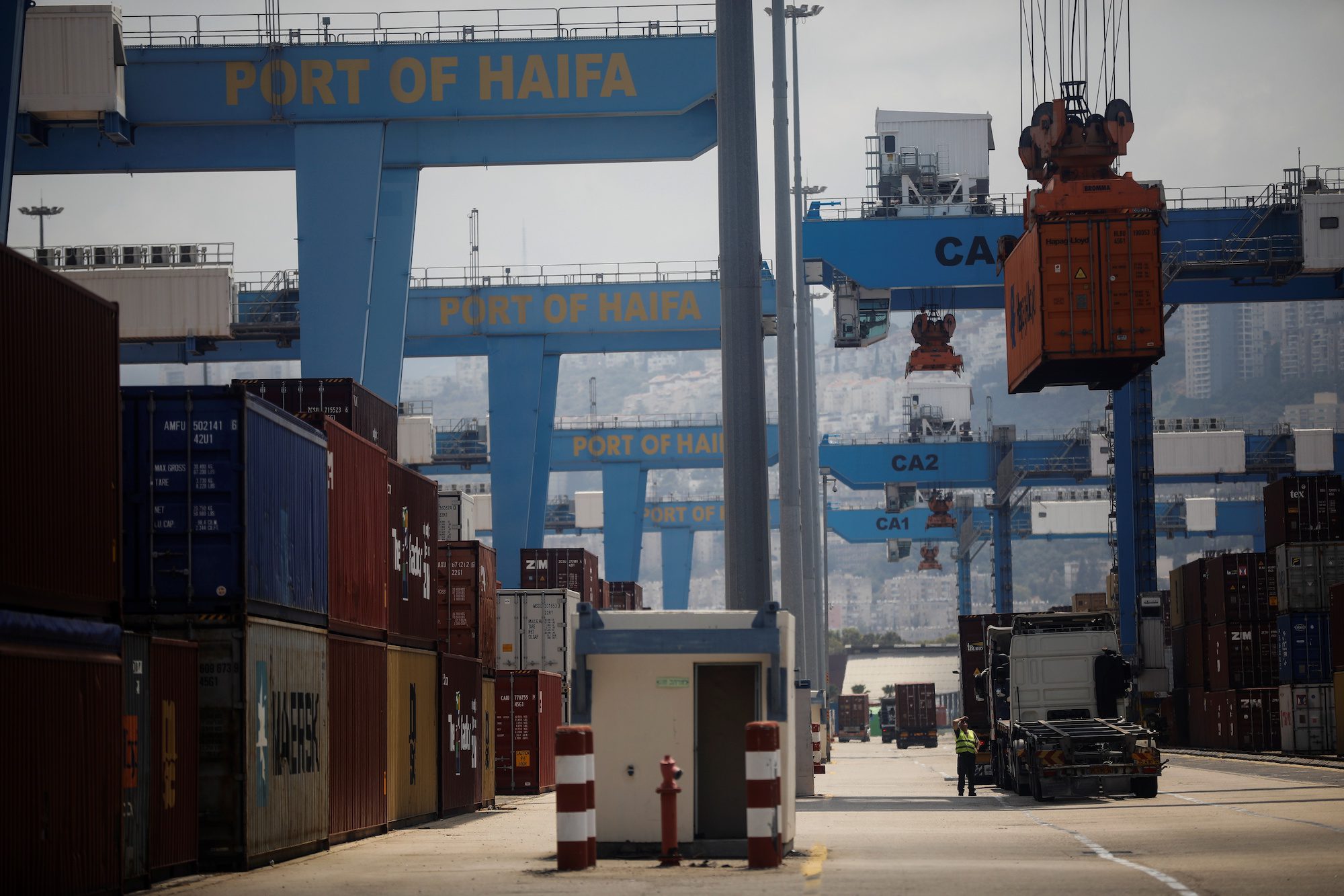 DP World Pulls Out of Haifa Port Privatization Bid