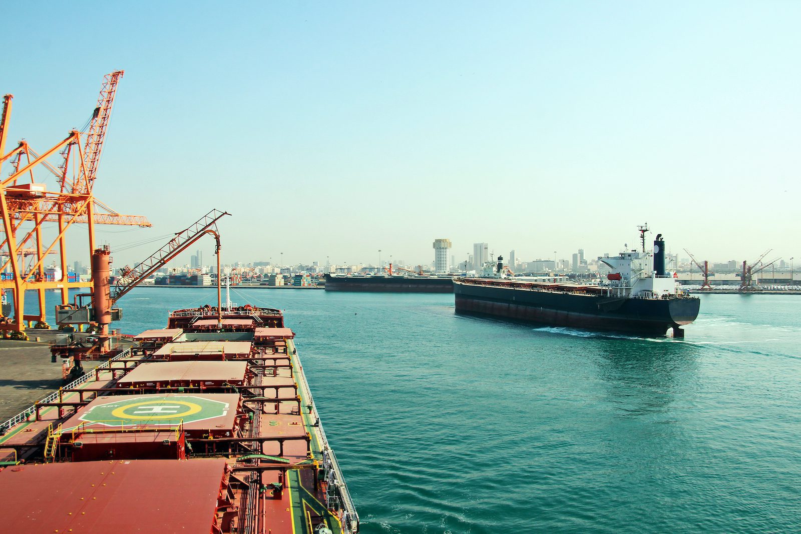 Baltic Dry Index Scales 13-Year Peak on Strong Rates Across Segments