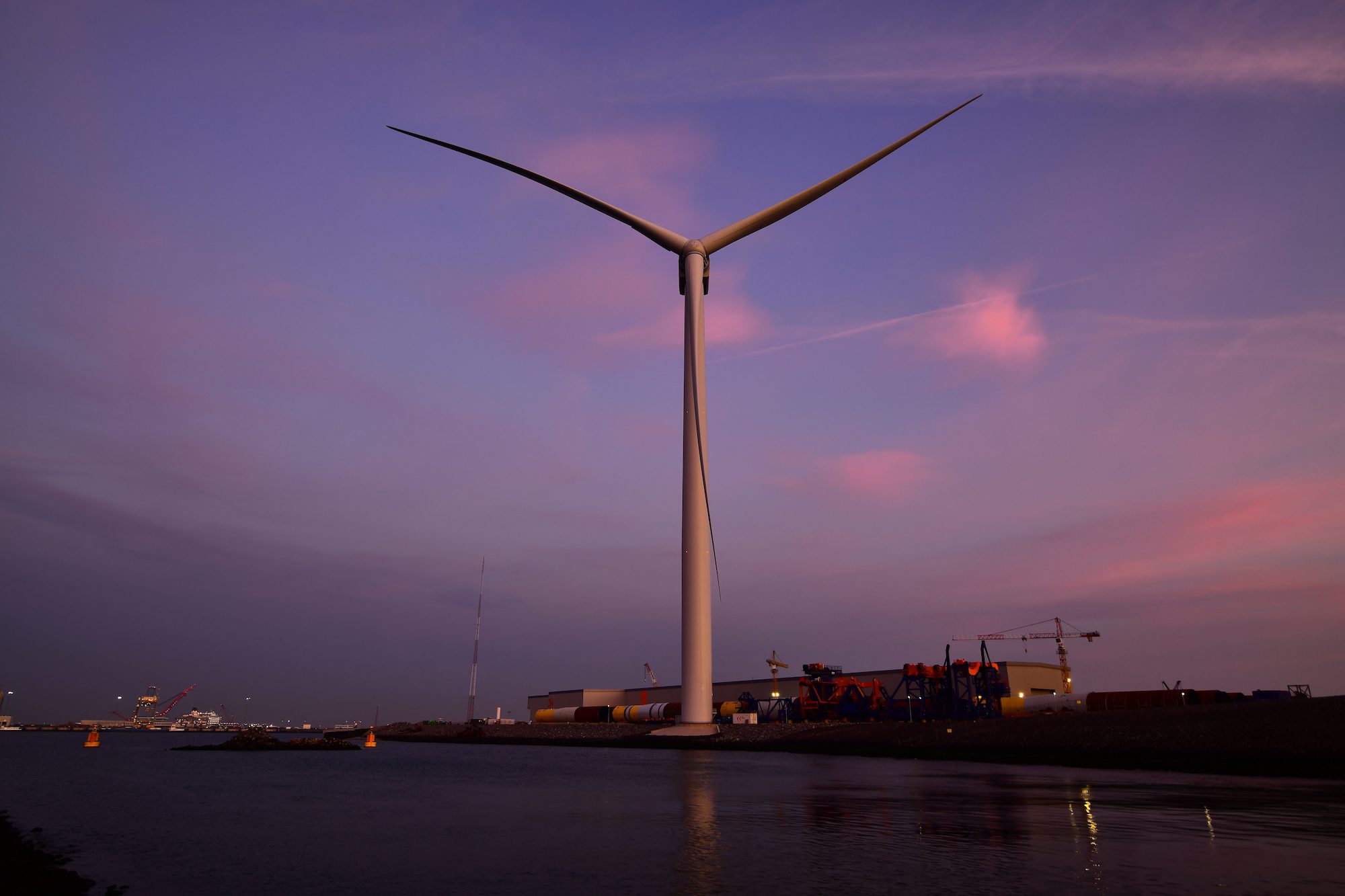 First Full-Scale Offshore Wind Farm in US Places Order for World’s Most Powerful Wind Turbines