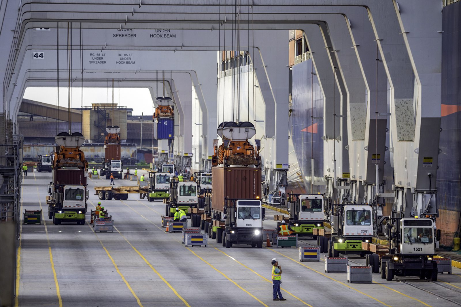 Congested Port of Savannah Just Had Its Busiest September On Record