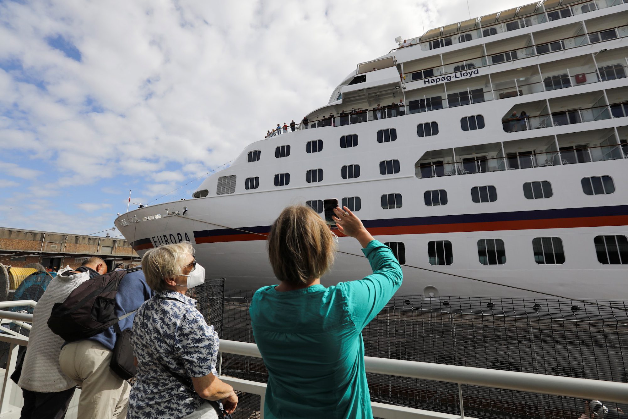 No Cruise Ship Cheer for Cape Town Tourism Amid Omicron Alarm