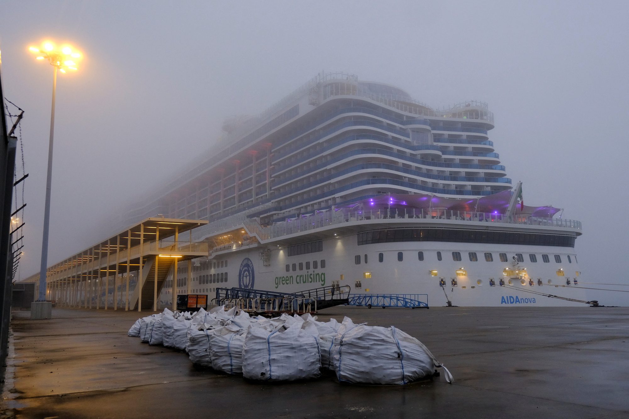 Passengers Disembark COVID-Hit Cruise Ship After 5 Days Stuck in Lisbon