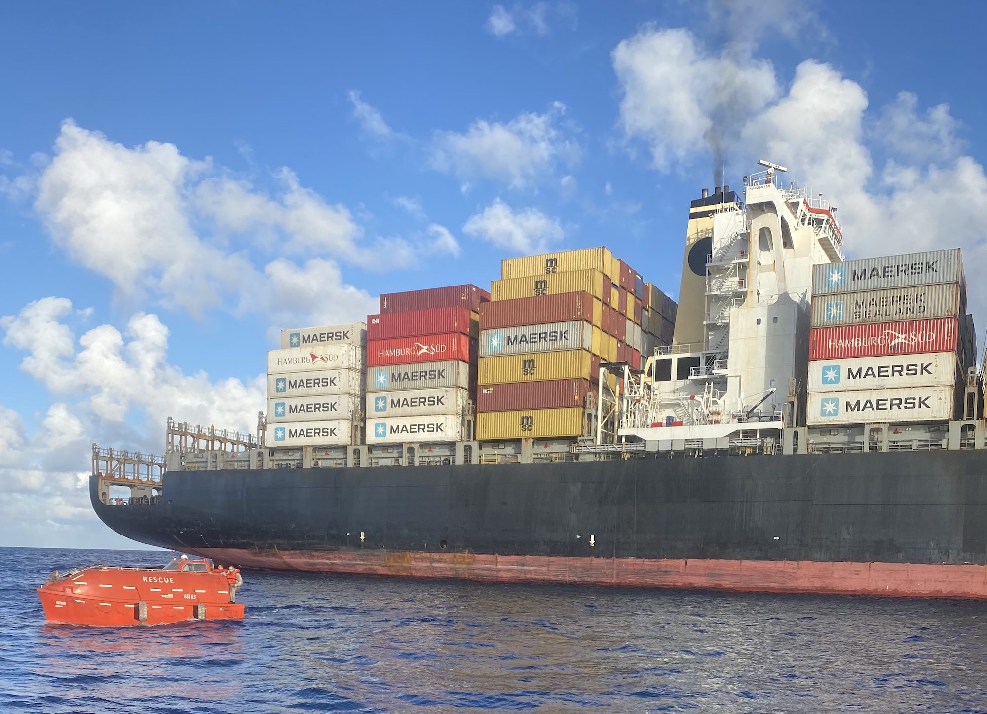 Containership Crew Rescues 19 Cubans Off Florida Keys