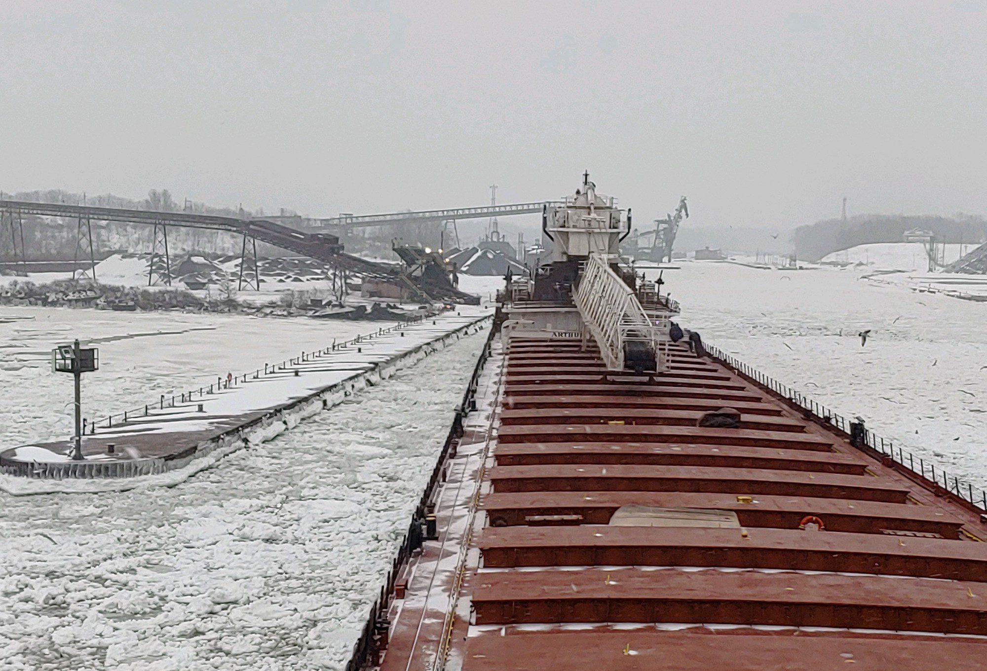 Lack of Coast Guard Icebreakers Disrupts Shipping on Great Lakes, Says Task Force