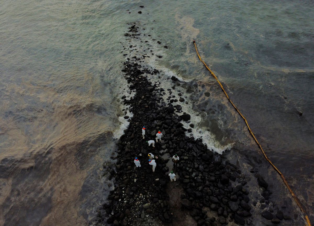 Peru Authorizes Temporary Restart Repsol Refinery After Oil Spill
