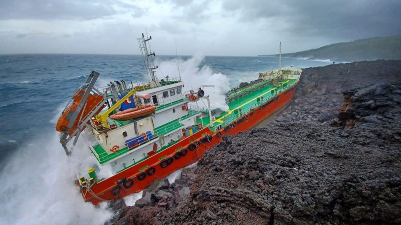 Grounded Tresta Star Breaking Up on Reunion Island