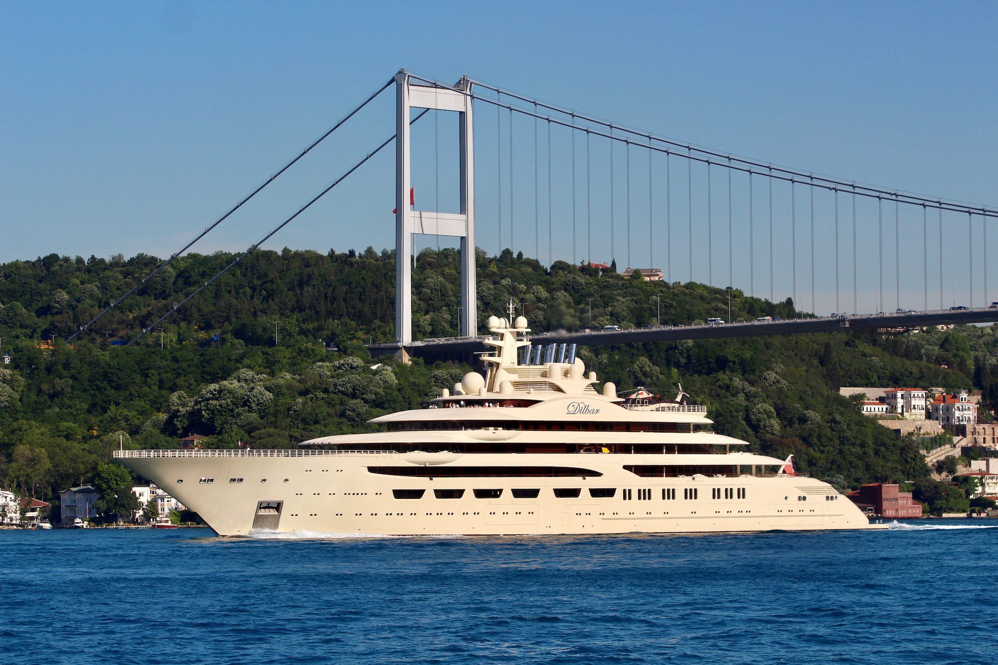Oligarchs’ Yacht Seized in France as Governments Ramp Up Sanctions on Russia’s Super Rich