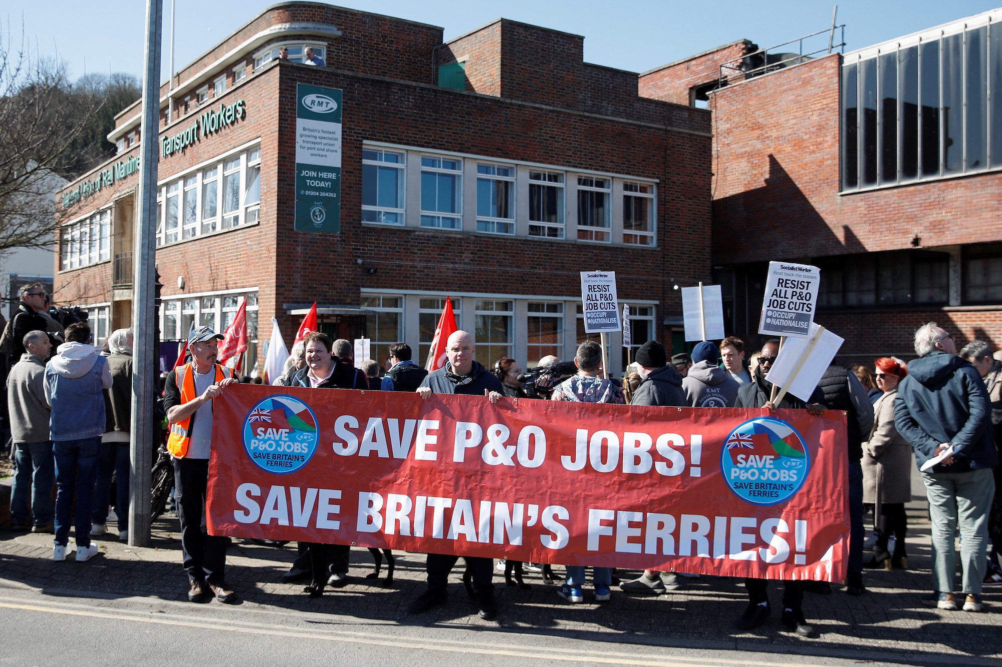 Protesters Gather at UK Ports After P&O Sacks Ferry Crews