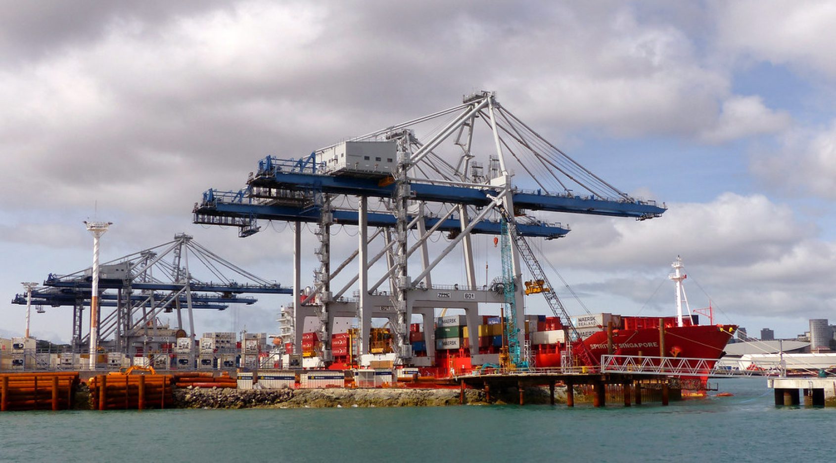 Union Calls for Inquiry After Stevedore Falls to Death at New Zealand’s Auckland Port