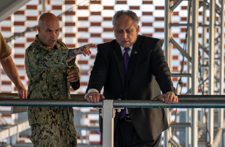 Shipbuilding Battle: Deep Dive On The Fight Between 3 Commandants And 1 ...