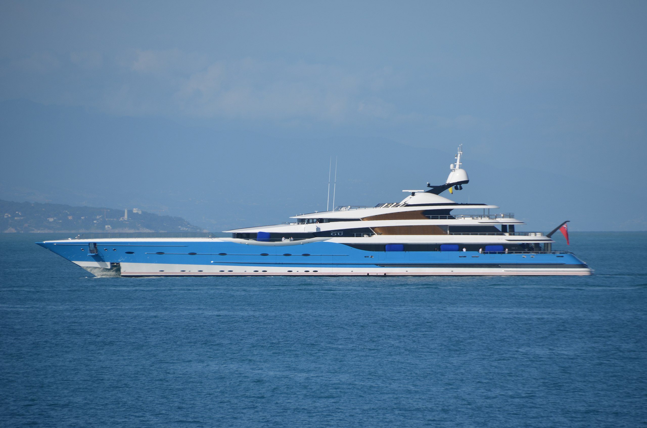 Russian Superyacht Reappears In Dubai After Going Dark