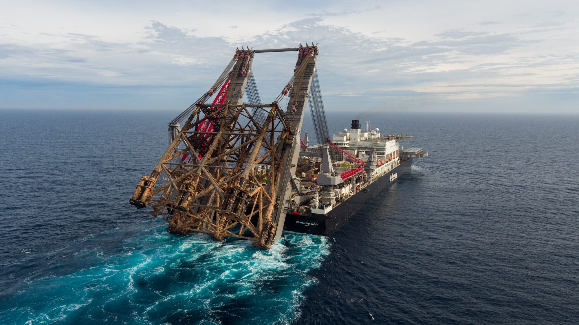 Ship Photos: Pioneering Spirit Lifts Massive 11,000-Metric-Ton Steel Jacket