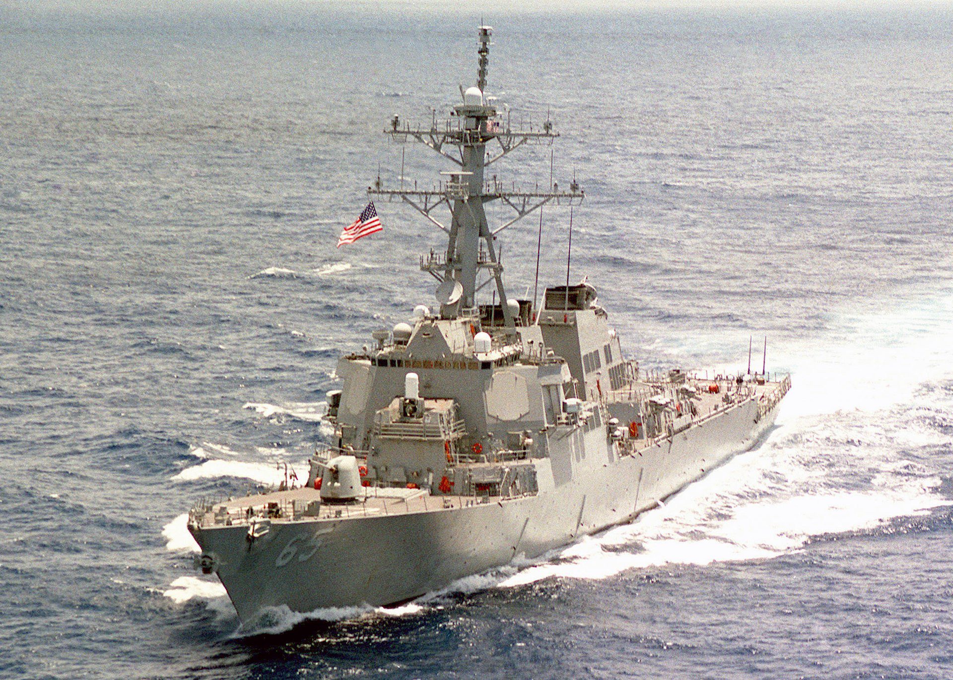 U.S. Navy Ship Again Sails Near Disputed S. China Sea Island