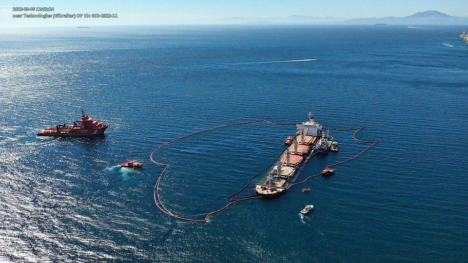 Most Oil Removed from Grounded Bulk Carrier Off Gibraltar