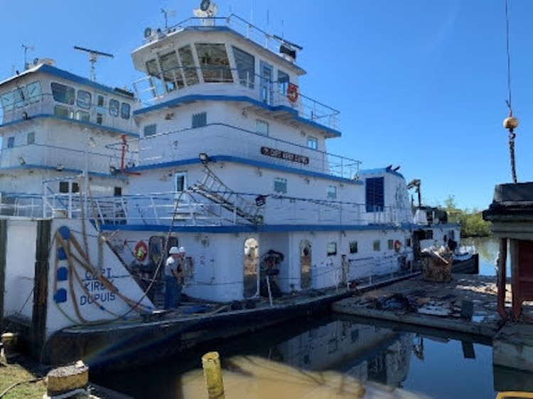 Missing Engine Parts, Untrained Crew Identified in Towing Vessel Fire Investigation