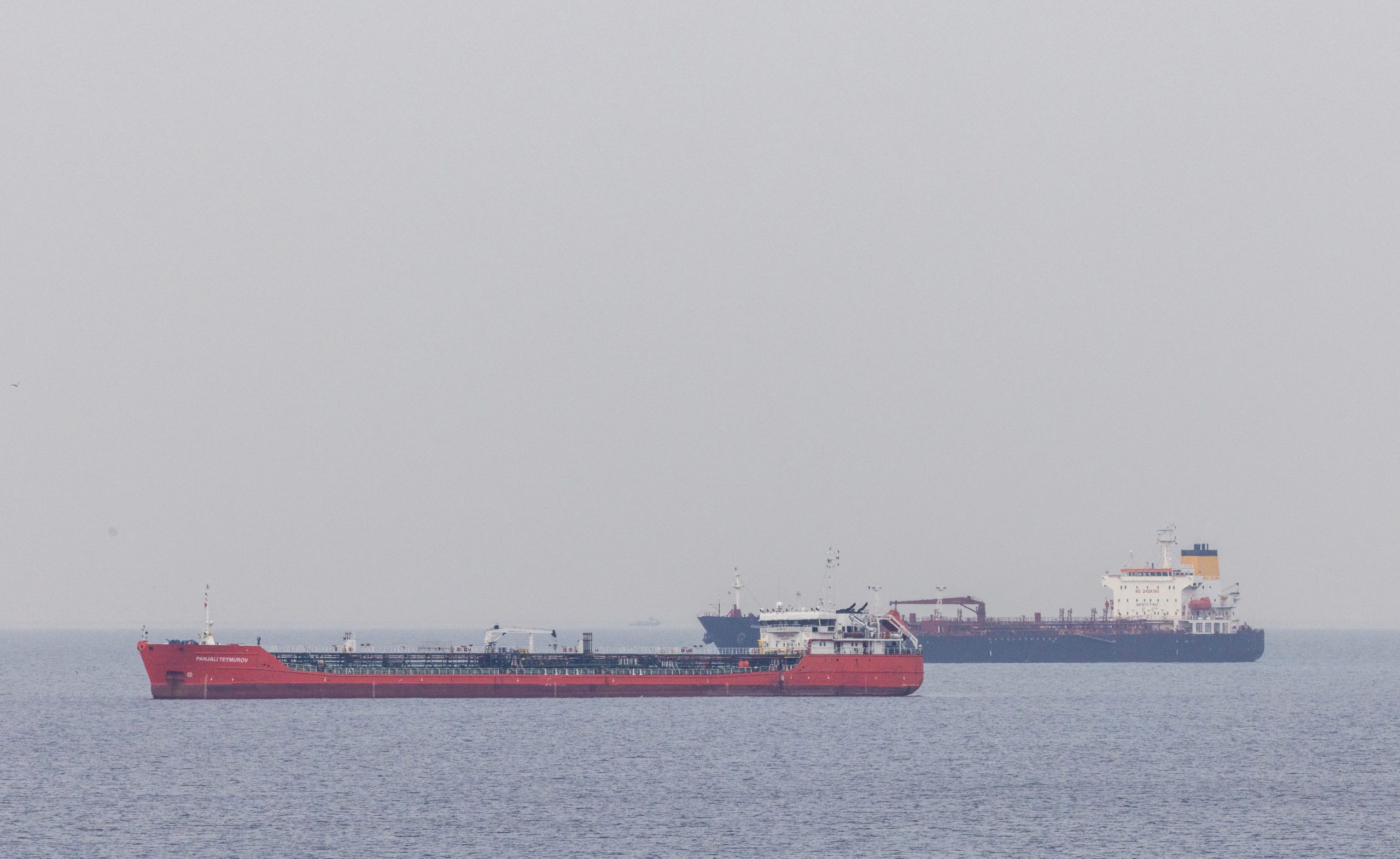 Oil Tanker Sails Through Bosphorus In Sign Insurance Spat Easing
