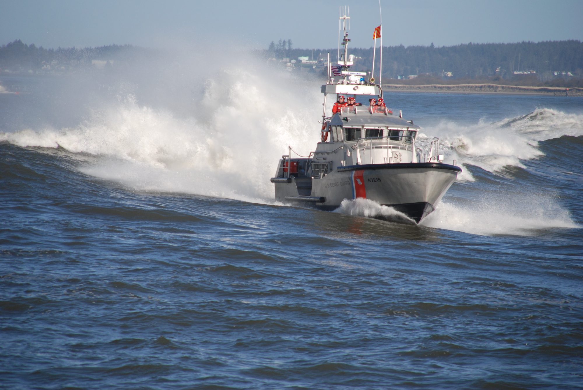 Columbia River Fishing Vessel Investigated for AIS Violation