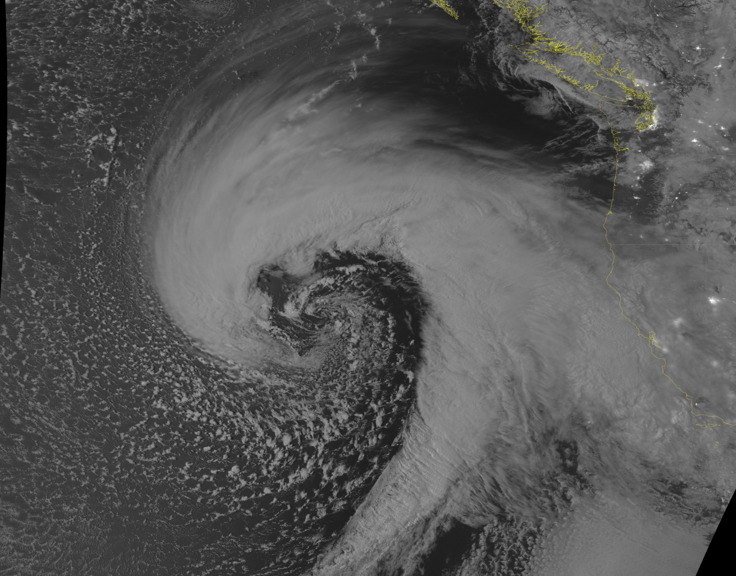 Hurricane Force Storm with 40+ Foot Seas Off U.S. West Coast