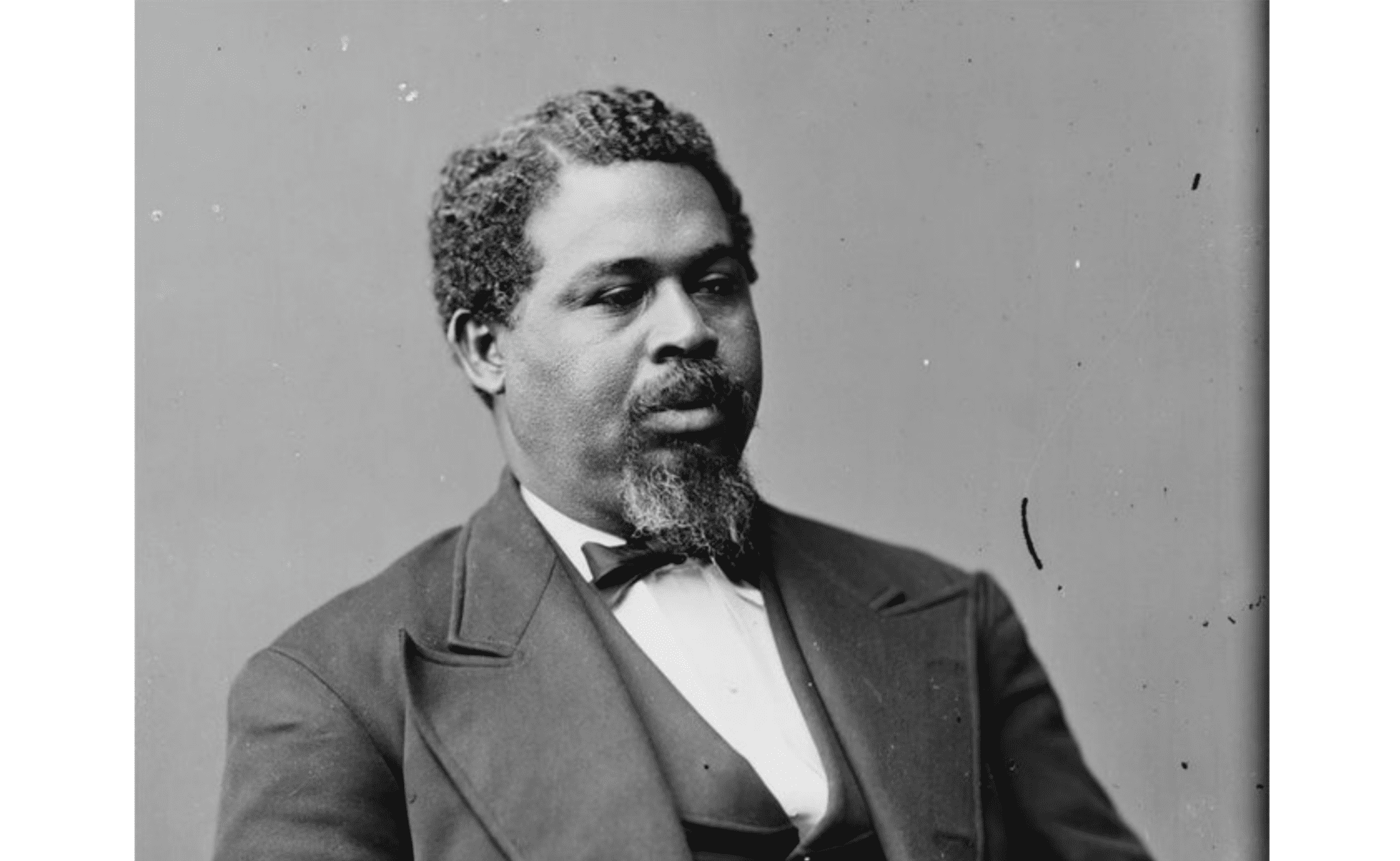 uss-chancellorsville-is-renamed-in-honor-of-black-ship-pilot-robert-smalls